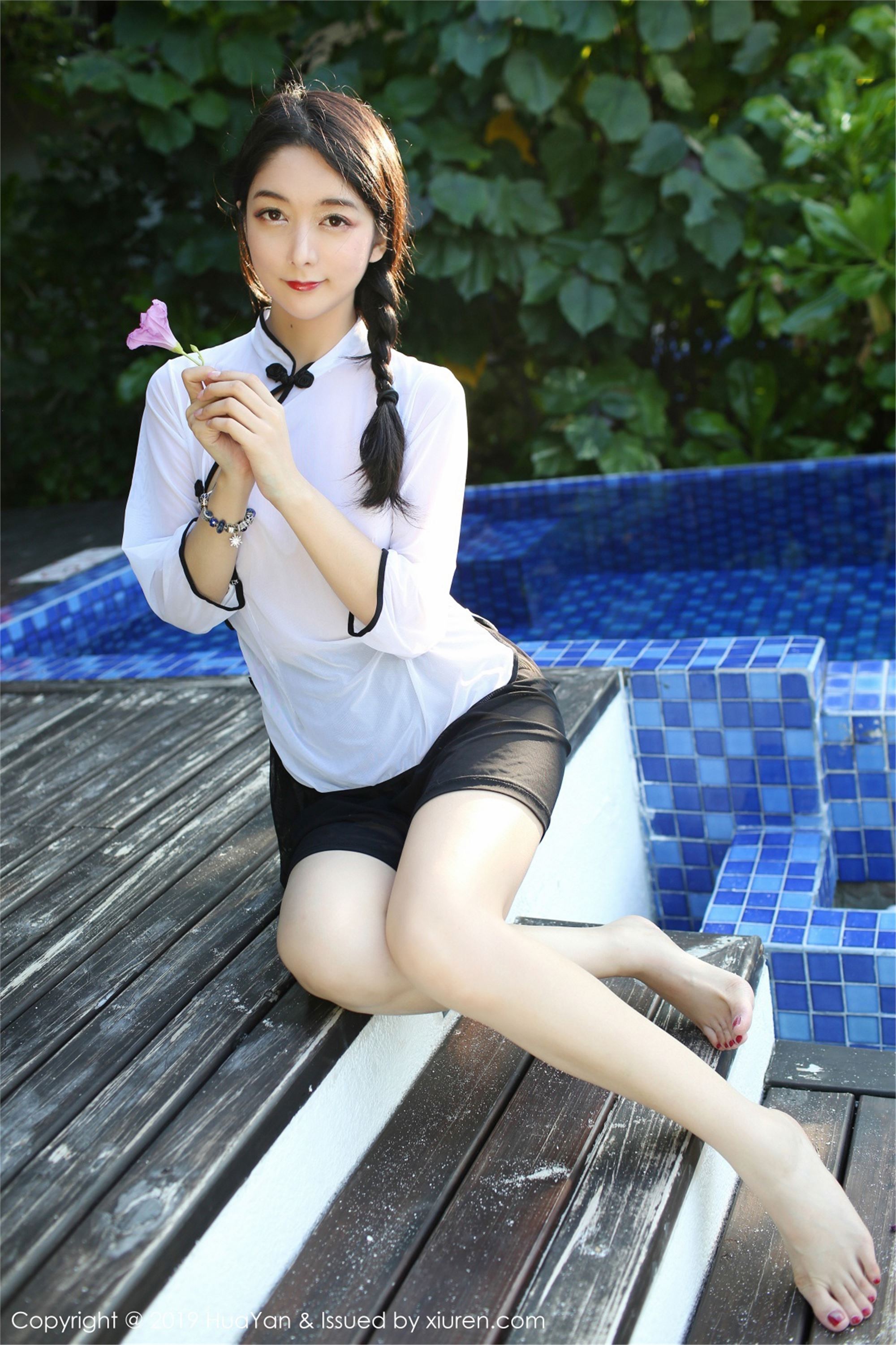 顶级人体艺术美女Angela真空翘臀写真