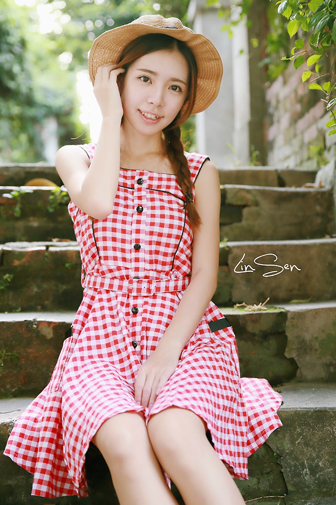 你身边也有的邻家女孩夏末写真