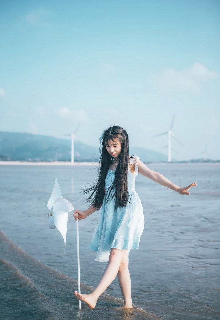 蕾丝丝袜爆乳美女妲己_Toxic惊艳写真图片