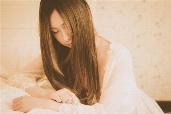 jk制服女子户外职业装充满女人味的私人拍摄