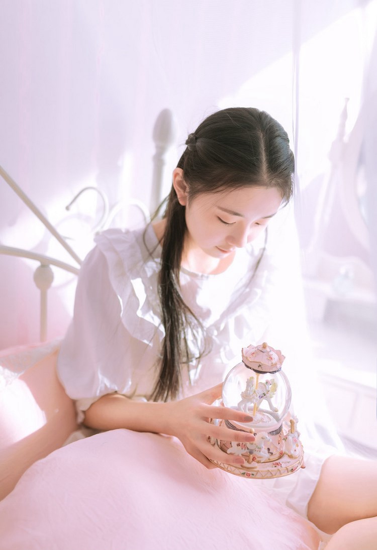 居家少妇性感美臀长腿丝袜诱惑写真图集