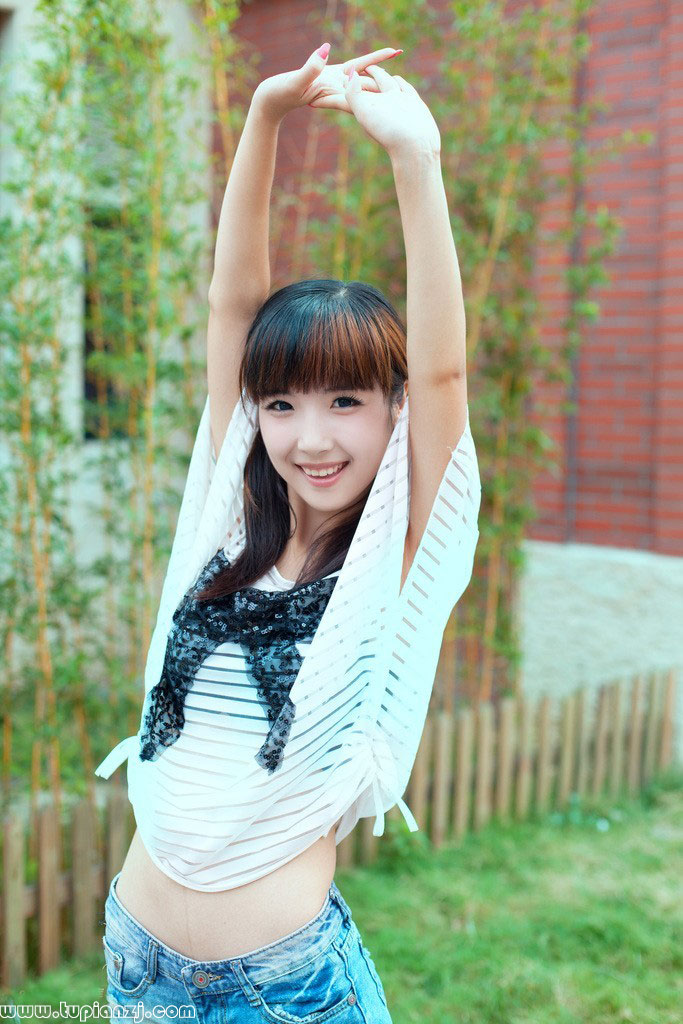 小清新私房美少女户外写真集