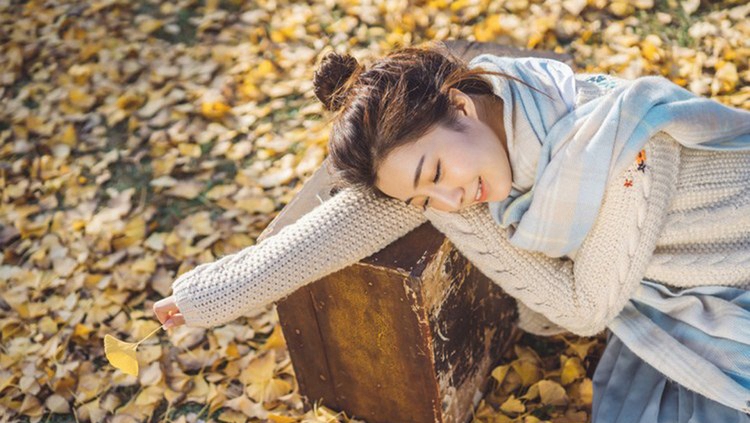 Beautyleg圣诞装超短裙美女白丝长腿