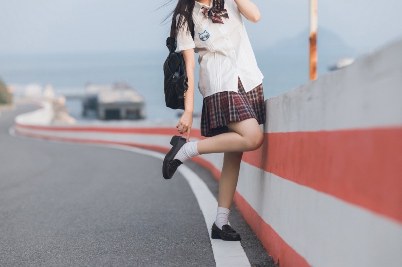 JK制服美女身姿窈窕曼妙女生图片
