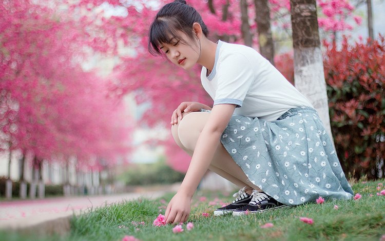 美女网红私房更衣诱惑照片火辣香艳性感美女图片