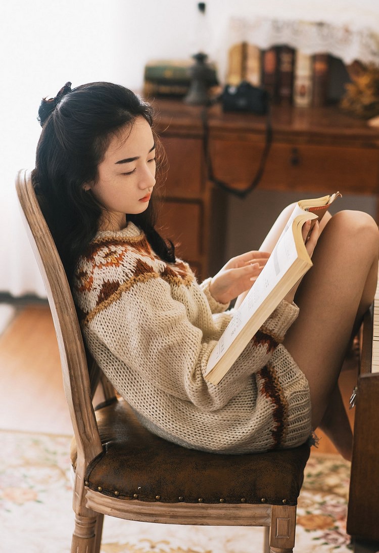 日本和服美女多香子吊带内衣丰满酥胸翘臀性感写真